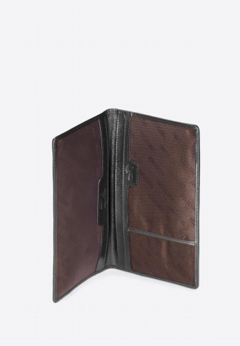 Czarne etui na paszport ze skóry lakierowanej WITTCHEN 14-2L-200-1 RFID