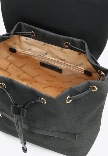 Plecak damski z klapką WITTCHEN 102-4Y-403-1 czarny A4