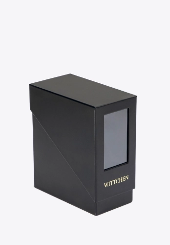 Eleganckie czarne pudełko z logo WITTCHEN