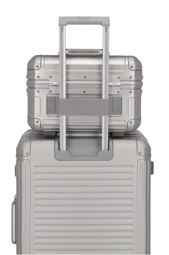 Aluminiowy kuferek podróżny z TSA TRAVELITE Next 079903-56
